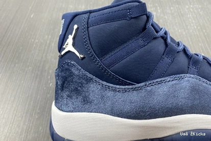 Navy Jordan Practical 11 AR0715-441 Retro Midnight 690 0730